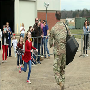 ap_troops_home_31_dm_121205_ssh